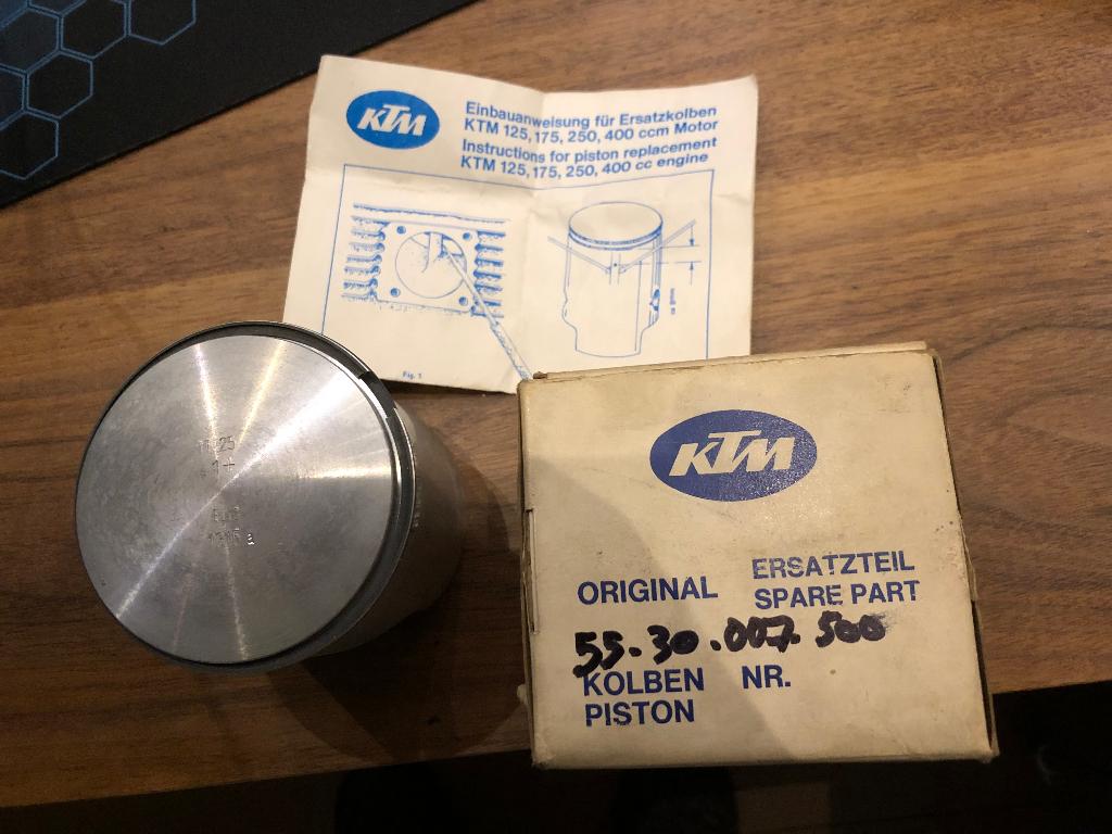 KTM240/250/400bj77-82 Mahle Elko zuiger 55.30.007.500 d81.25, Motoren, Ophalen of Verzenden