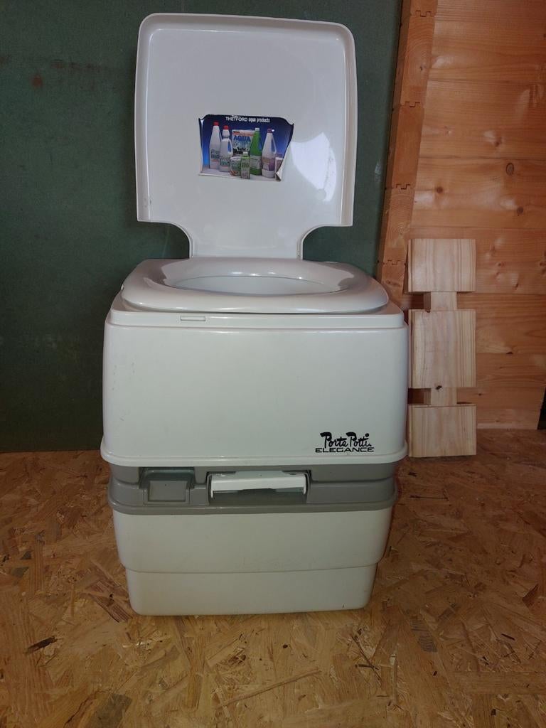 Porta Potti Elegance chemisch toilet, Ophalen