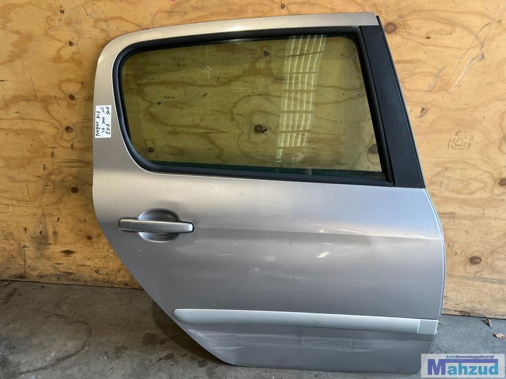 PEUGEOT 307 Grijs EZA rechts achter deur portier 2001-2009, Auto-onderdelen, Taurusavenue 1
2132 LS  Hoofddorp, NL, Gebruikt, Contact.group@renault.com