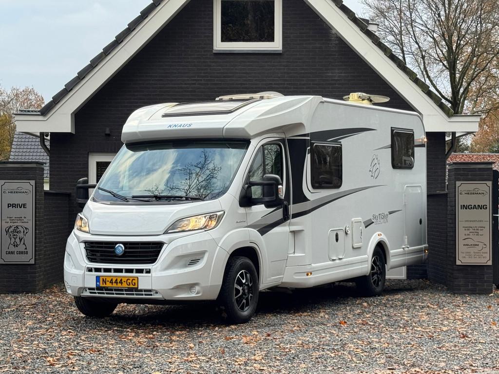 Knaus R16 Knaus Sky TI Silver Selection 700 MEG Airco AUT 31, Automaat, Autobedrijf C. Hezeman, Koelkast, Info@autohezeman.nl