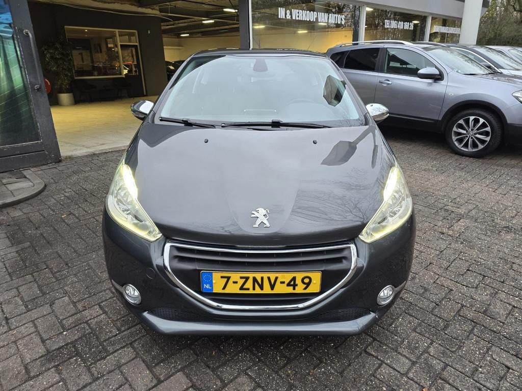Peugeot 208 1.2 PureTech Allure | 2E EIGENAAR | 12MND GARANT, Voorwielaandrijving, Gebruikt, 1199 cc, 82 pk