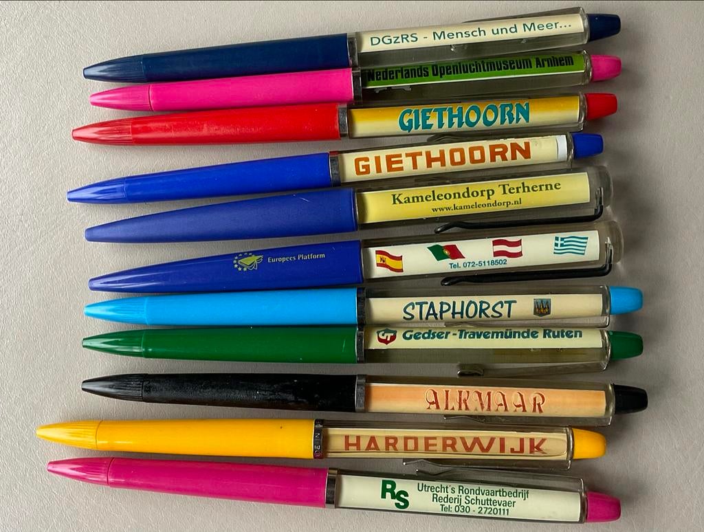 Verzameling van 11 vintage reclamepennen floaty pennen, Ophalen of Verzenden, Gebruikt, Balpen, Overige merken