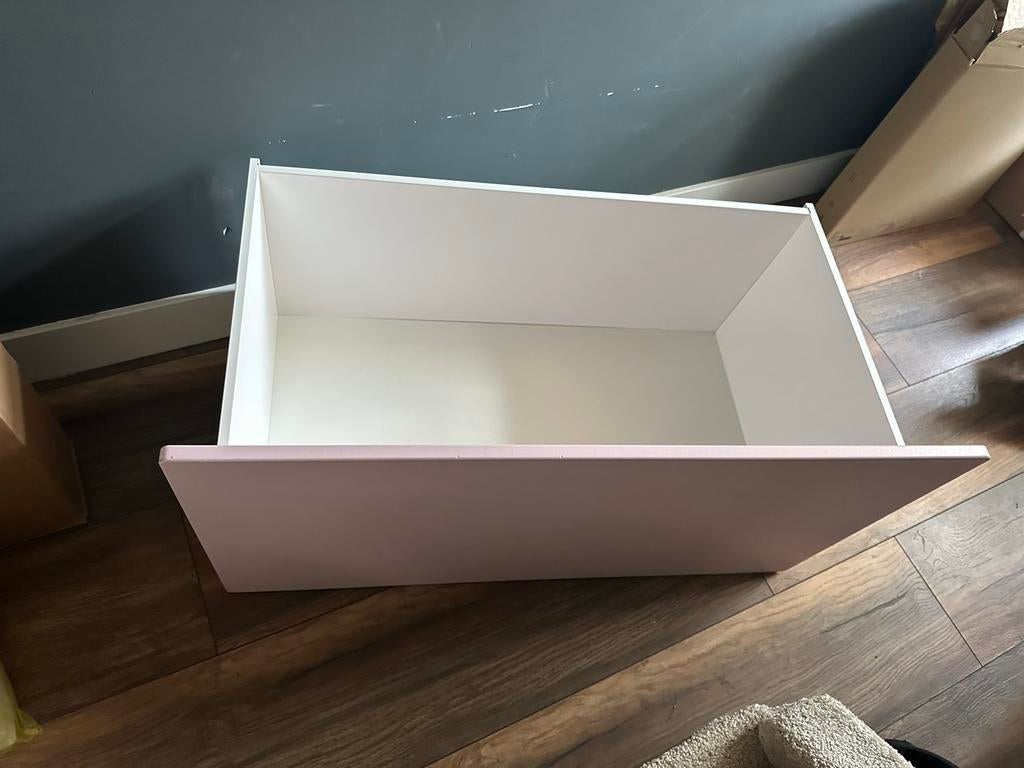 Ikea Småstad uitschuiflade - Roze, Kunststof, 1 of 2 laden, Zo goed als nieuw, Minder dan 100 cm