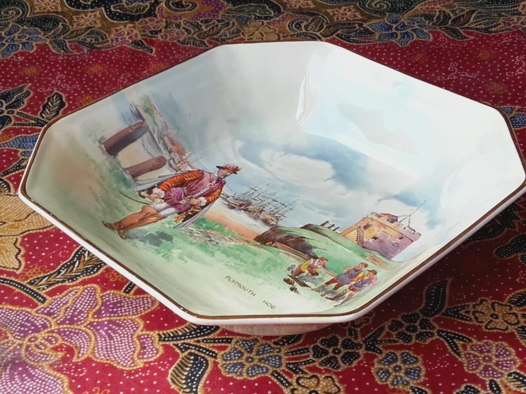 Mooi oud bord uit Engeland van Royal Doulton 22,3 cm., Ophalen of Verzenden