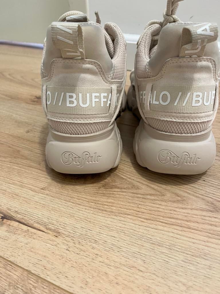 Buffalo sneakers - Beige, Beige, Ophalen of Verzenden, Sneakers of Gympen, Zo goed als nieuw