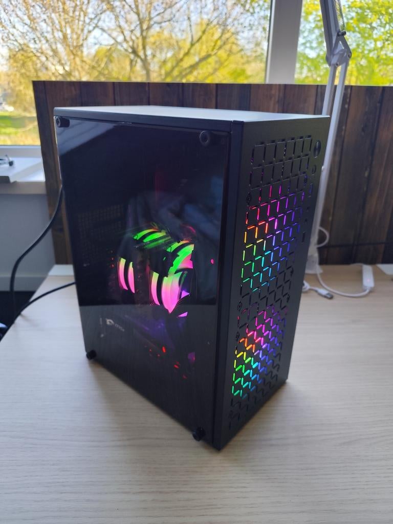 Budget RGB Gaming PC Black – GTX 1050 Ti 16GB 1.25TB WIN11, Computers en Software, Desktop Pc's, 2 tot 3 Ghz, Intel Xeon, Ophalen of Verzenden