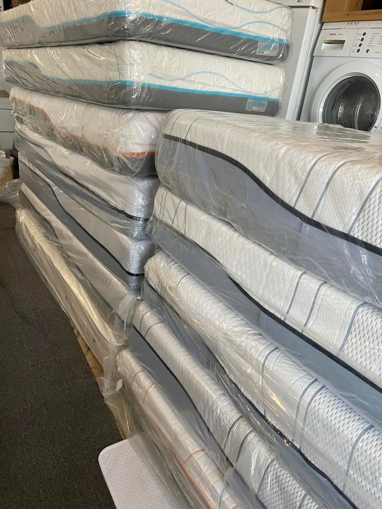 M-line Tempur en Pullman matrassen, Ophalen, Eenpersoons, ?, Zo goed als nieuw