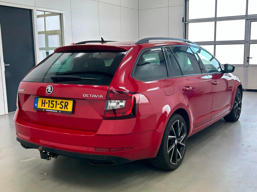 Skoda Octavia Combi 1.5 TSI Sport Business Automaat | Carpla, Stof, Euro 6, 4 cilinders, 150 pk