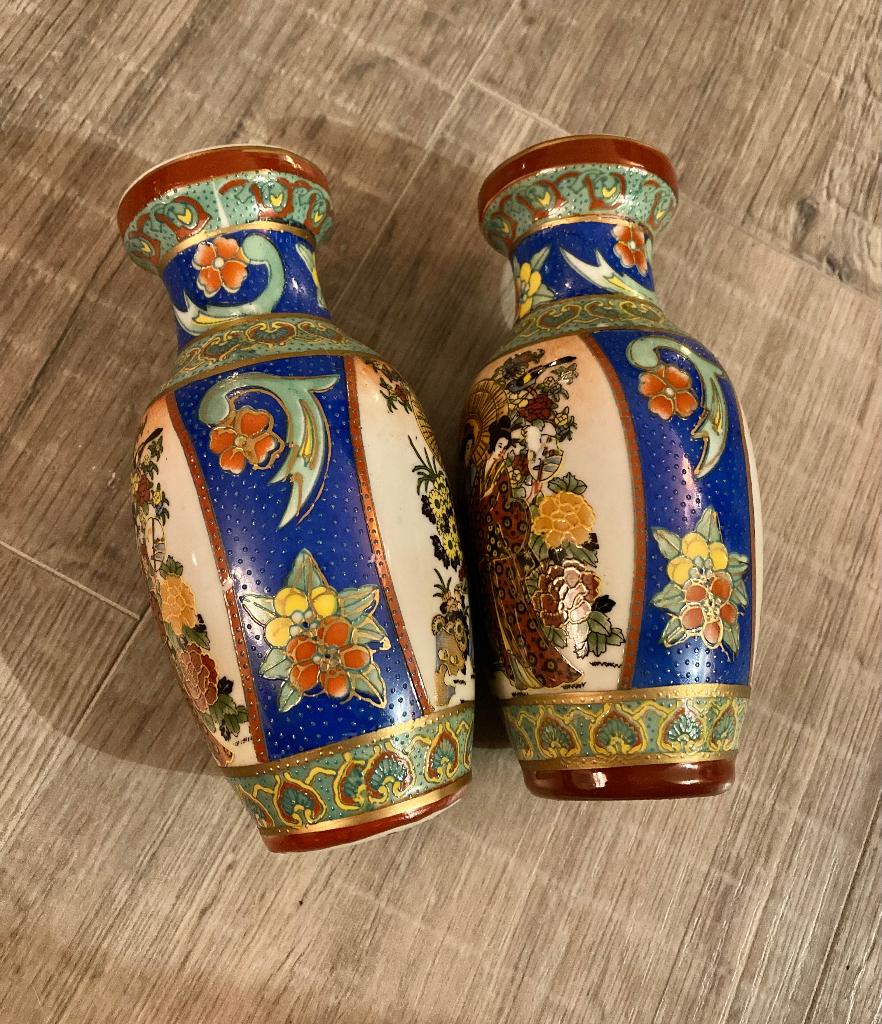 Vintage antieke Japanse 2x vazen Satsuma keramiek porselein, Antiek en Kunst, Ophalen of Verzenden