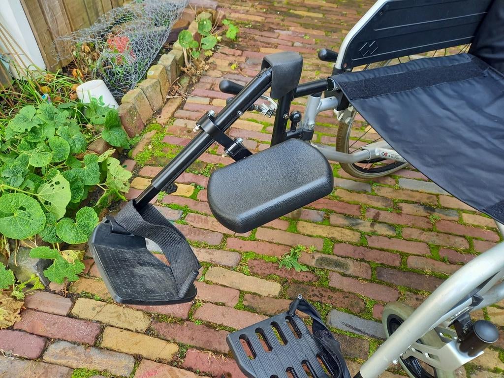 Verstelbare beensteun rechts, Diversen, Rolstoelen, Ophalen of Verzenden, Handbewogen rolstoel