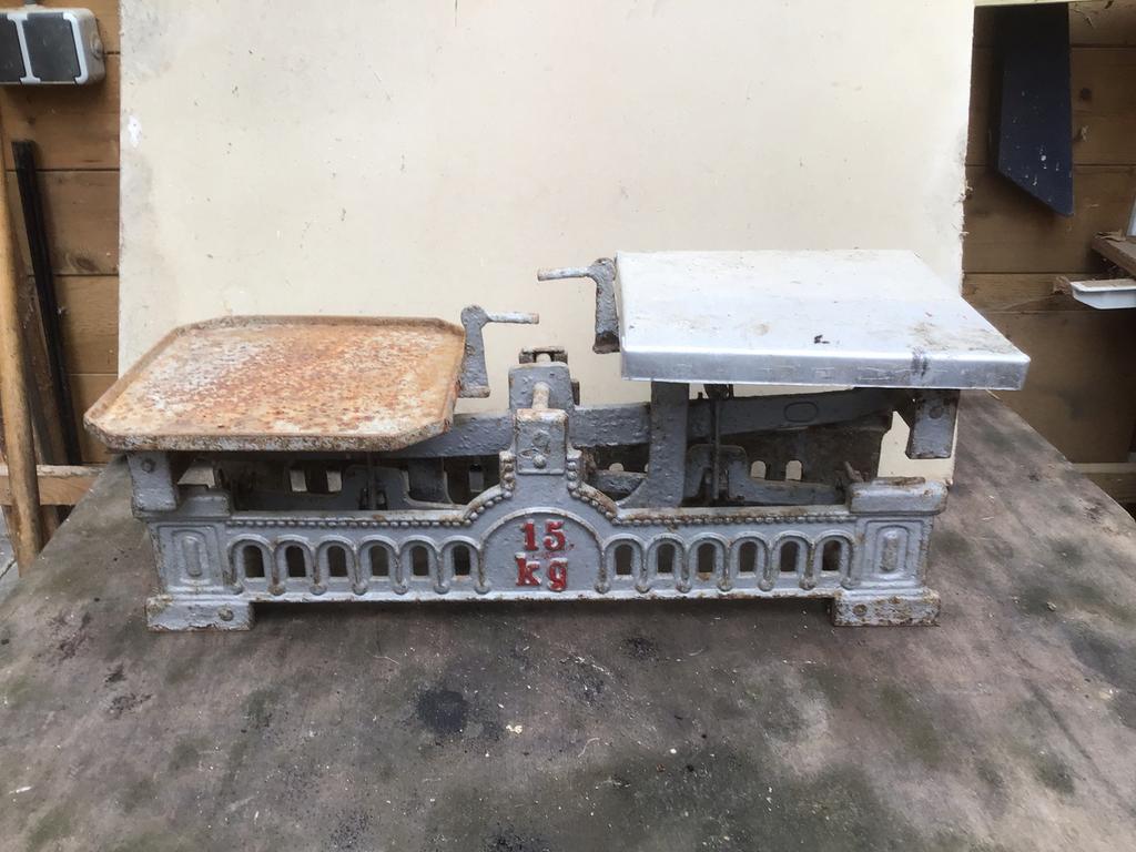 Antieke weegschaal, Witgoed en Apparatuur, Weegschalen, Ophalen of Verzenden, Gebruikt, 500 gram of grover, Minder dan 10 kg