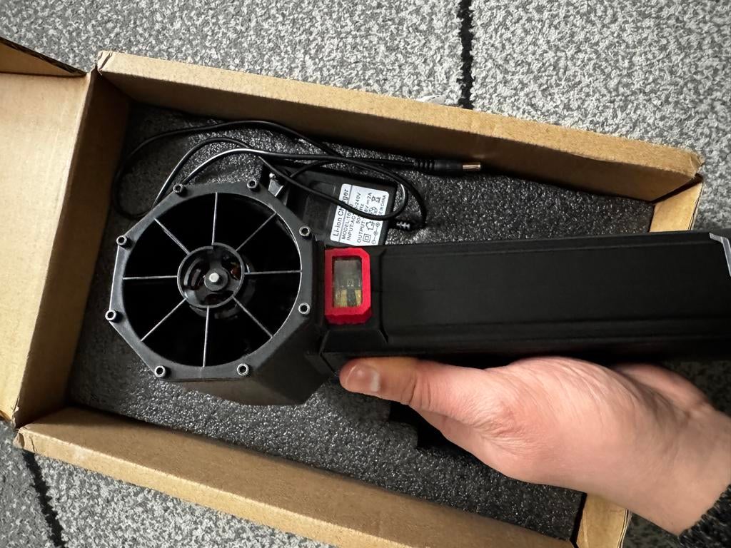 Krachtige Handheld Turbo Jet Blower - Multifunctioneel, Tuin en Terras, Bladblazers, Zo goed als nieuw, Handgedragen, Accu, Ophalen