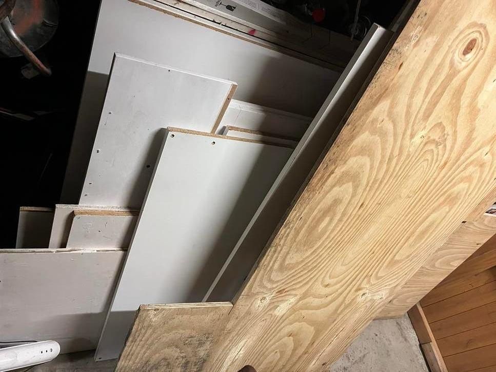 Gratis hout: meubelplanken en underlayment platen, Ophalen, Gebruikt, Minder dan 25 mm, Plank