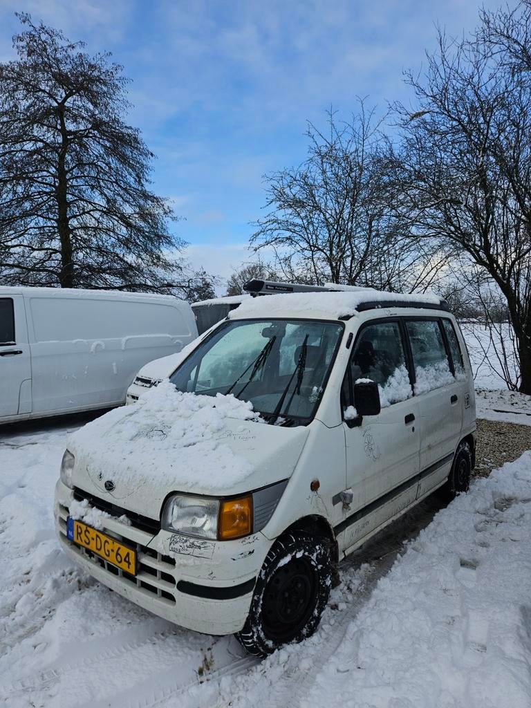 Daihatsu Move 0.8 1997 – project / onderdelen – loopt niet, Auto's, Voorwielaandrijving, Stof, 7 stoelen, Wit