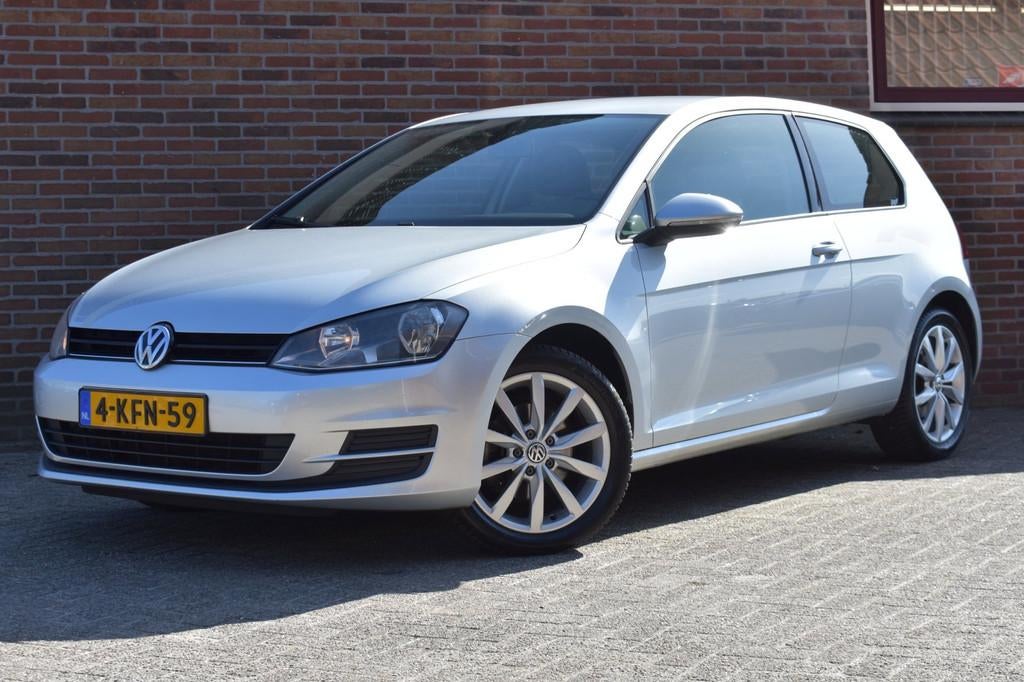 Volkswagen Golf 1.2 TSI Trendline '13 Clima Cruise Inruil mo, Voorwielaandrijving, Euro 5, Gebruikt, Zwart