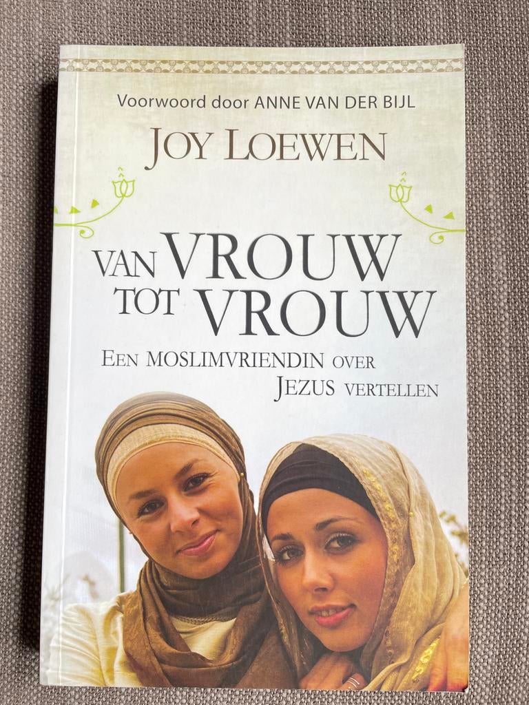 Joy Loewen - Van vrouw tot vrouw, Joy Loewen, Ophalen of Verzenden, Zo goed als nieuw, Islam