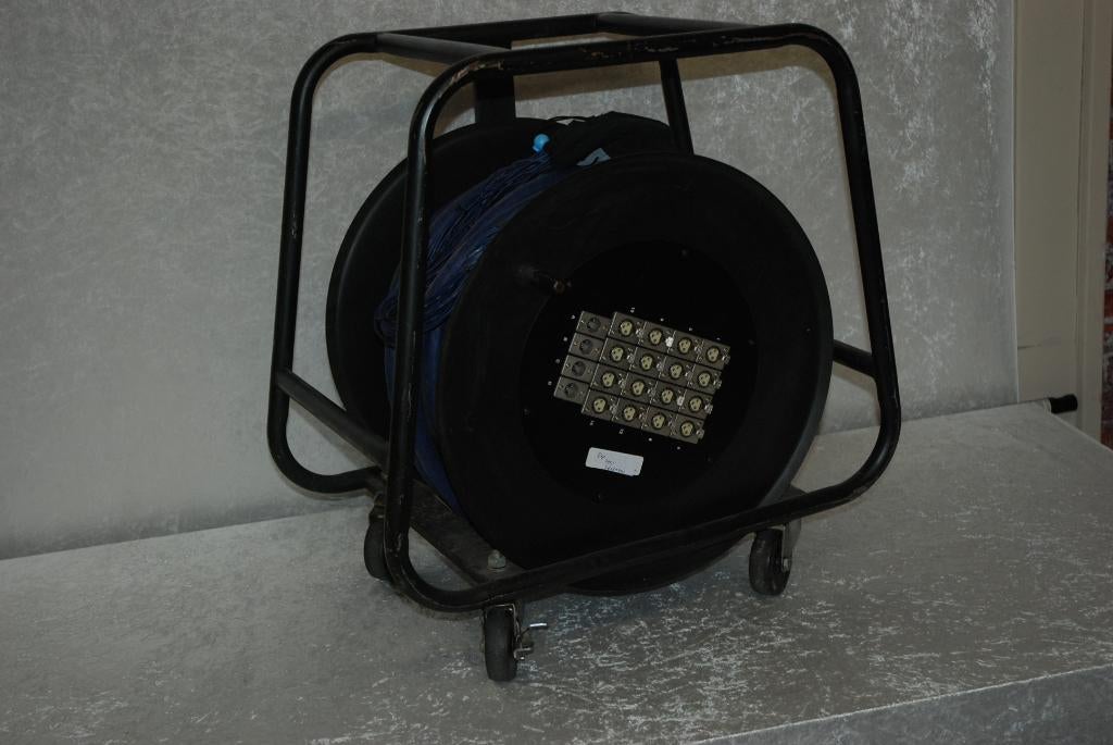 DAP Stageblock, 16 kanalen 25-35 mtr op transport trolley, Gebruikt, ., DAP, .