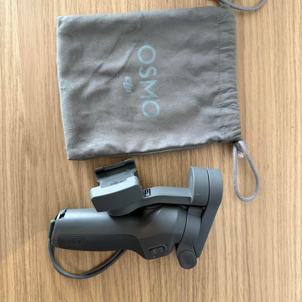 DJI Osmo Mobile - nauwelijks gebruikt met opbergzakje, Audio, Tv en Foto, Fotografie | Statieven en Balhoofden, Ophalen of Verzenden