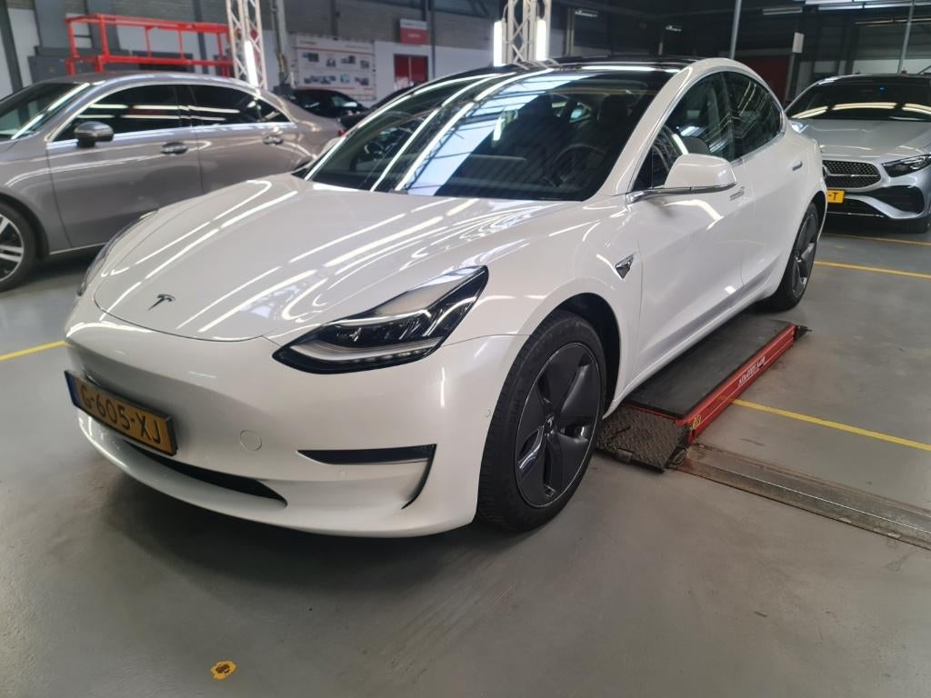 Tesla Model 3 LR - 91.3% SoH - ex lease, Auto's, Tesla, Automaat, 1831 kg, Zwart, Lichtsensor