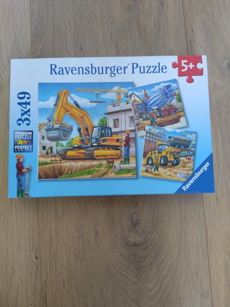3 Ravensburger puzzels met machines, Ophalen of Verzenden, Meer dan 50 stukjes, Zo goed als nieuw