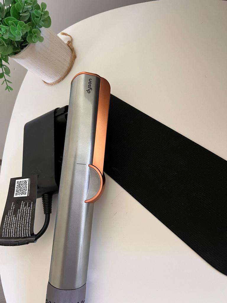 Dyson Airstrait, Sieraden, Tassen en Uiterlijk, Uiterlijk | Haarverzorging, Ophalen of Verzenden, Zo goed als nieuw, Krultang of Stijltang