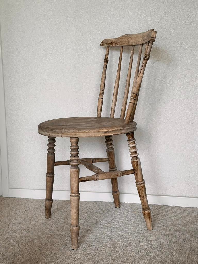 Set van 2 brocante/ landelijke/ vintage houten stoelen, Ophalen