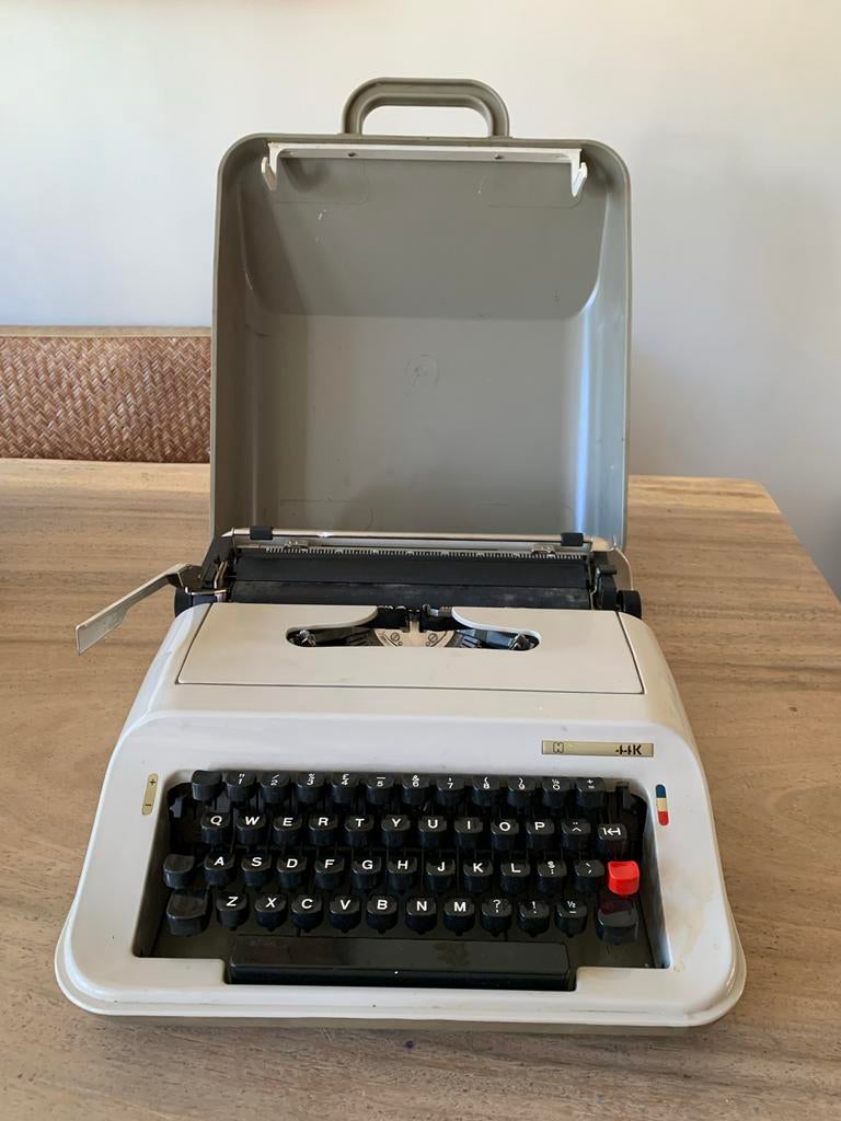 Vintage typemachine van Hema 44K, Ophalen, Gebruikt