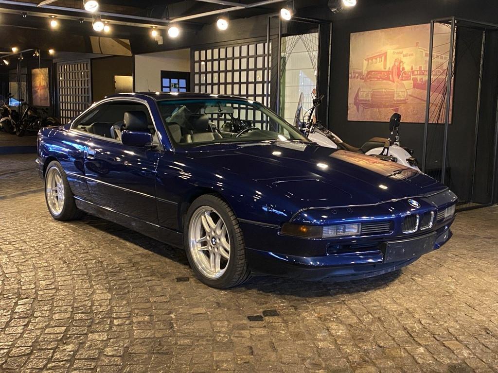 BMW 8 Serie 850 Coupé E31 (bj 1991, automaat), Auto's, Automaat, 5000 cc, Blauw, Bedrijf