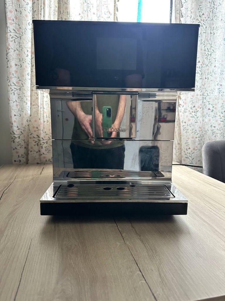 koffiemachine Miele CM 7500, Gebruikt, Koffiemachine, Ophalen of Verzenden, 2 tot 4 kopjes