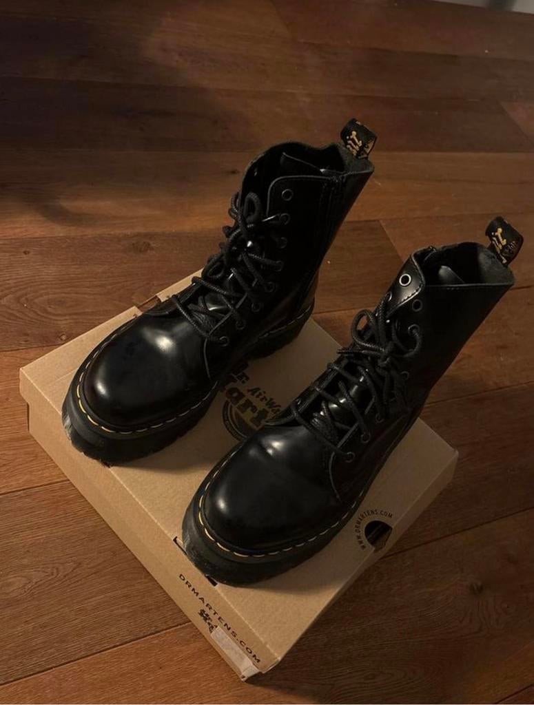Dr Martens Jadon Platform, Ophalen of Verzenden, Zo goed als nieuw, Zwart