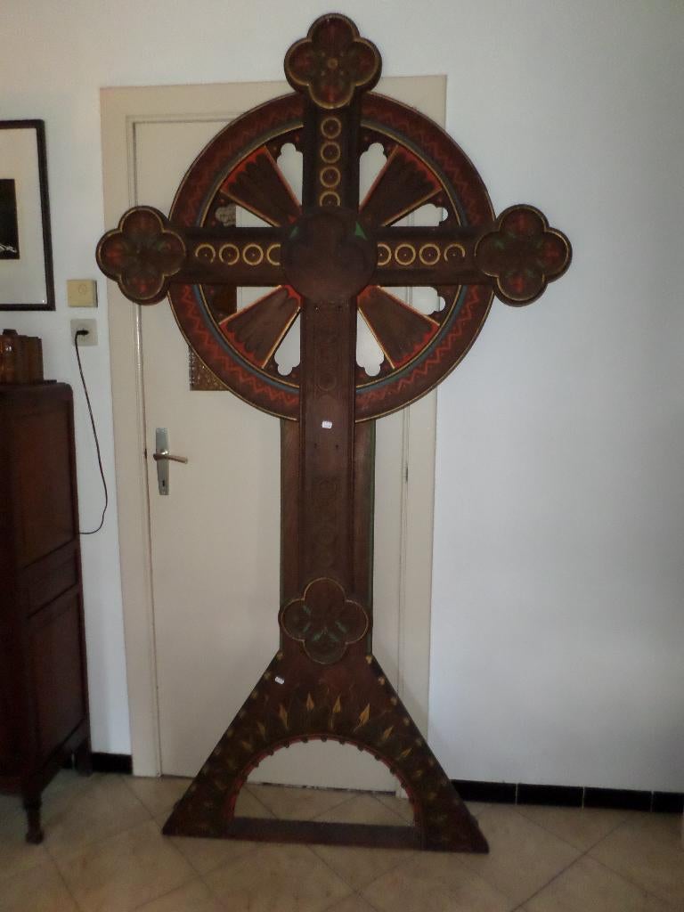 Enorm 19e eeuws kruis hout neogotisch gepolychromeerd H. 230, Ophalen