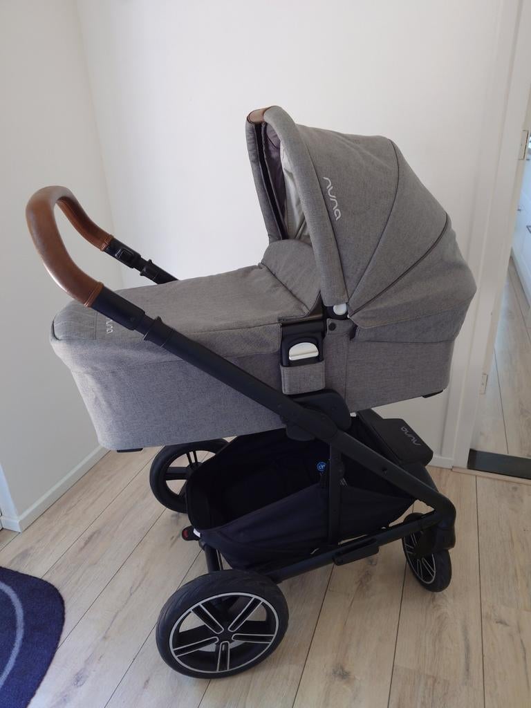 Nuna Mixx Next kinderwagen met reiswieg, Zo goed als nieuw, Met reiswieg, Ophalen, Kinderwagen