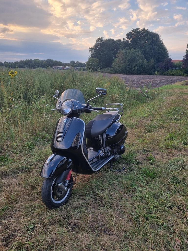 Vespa GTS 300 - Inruil mogelijk, Ophalen, Gebruikt, Overige modellen, 300 cc