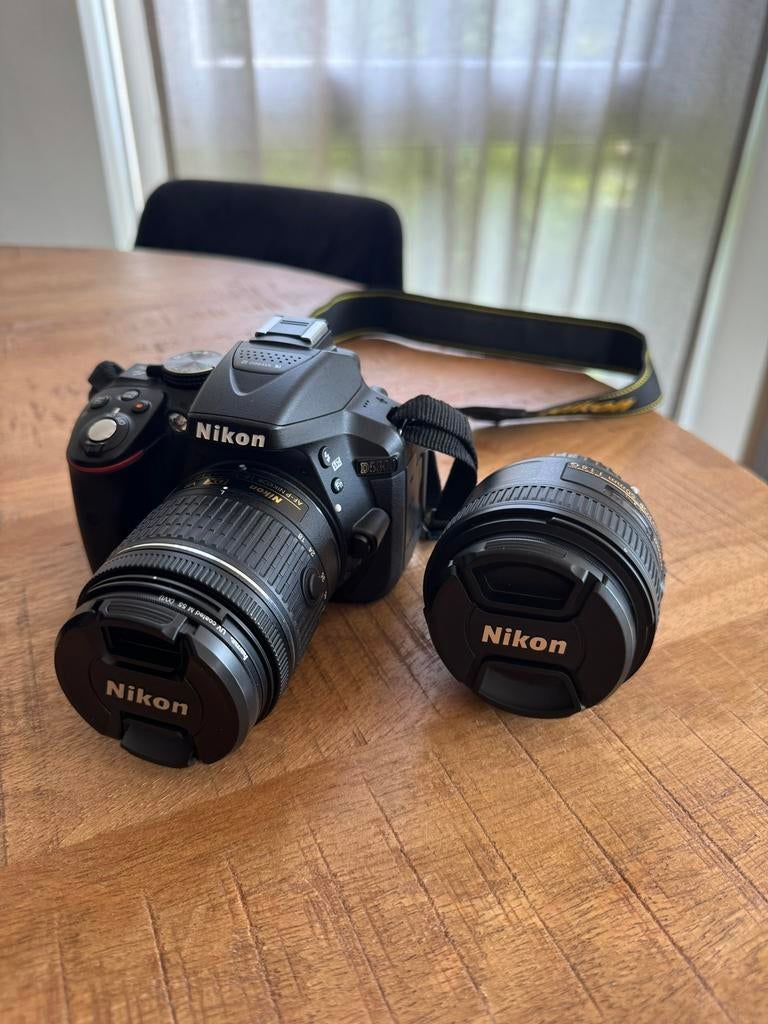 Nikon D5300 + extra’s (5200 clicks), Audio, Tv en Foto, Fotocamera's Digitaal, Ophalen, Zo goed als nieuw, Spiegelreflex, Nikon