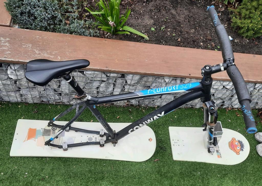 Conway snowbike, Ophalen of Verzenden