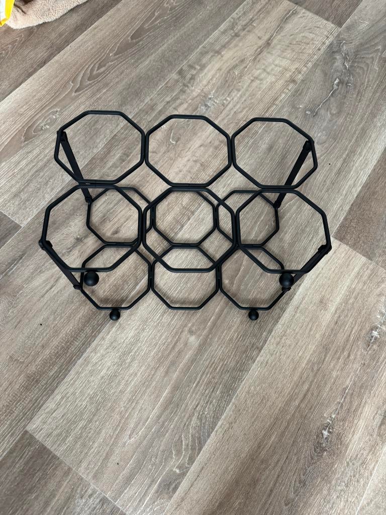 Stijlvol Zwart Metalen Wijnrek voor 6 Flessen, Ophalen, 5 tot 15 flessen, Zo goed als nieuw, Metaal