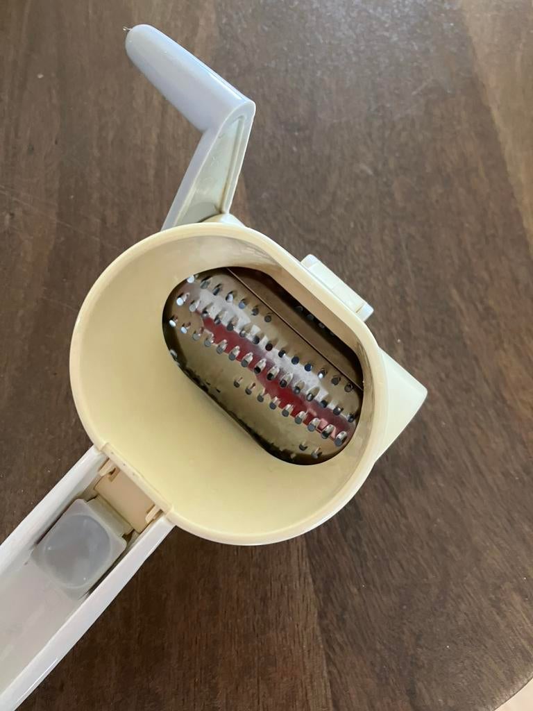 Kaasmolen rasp, Huis en Inrichting, Ophalen of Verzenden, Zo goed als nieuw