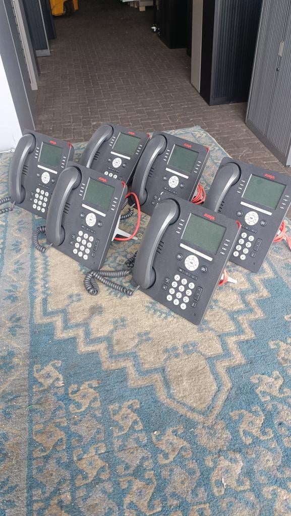 Avaya telefoons - Set van 6 zakelijke telefoons, Gebruikt, Info@avaya.com, Ophalen of Verzenden, Avaya Inc., 4655 Great America Pkwy, Santa Clara, CA 95054, USA