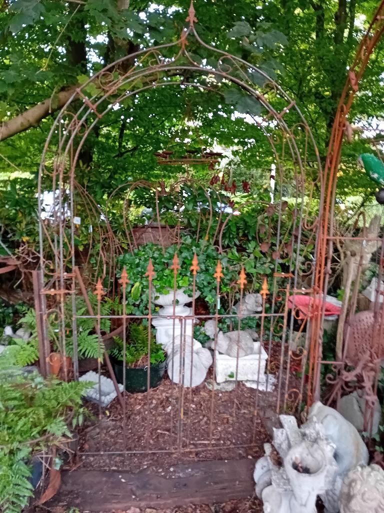 Oud rustiek flink geroest, ijzeren sierhekwerk, Ophalen, Gebruikt, IJzer, Sierhekwerk