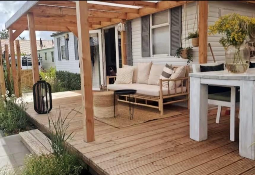 Te koop Sunseeker Beach Home nabij strand en duinen Rockanje, Caravans en Kamperen, Stacaravans, Tot en met 4