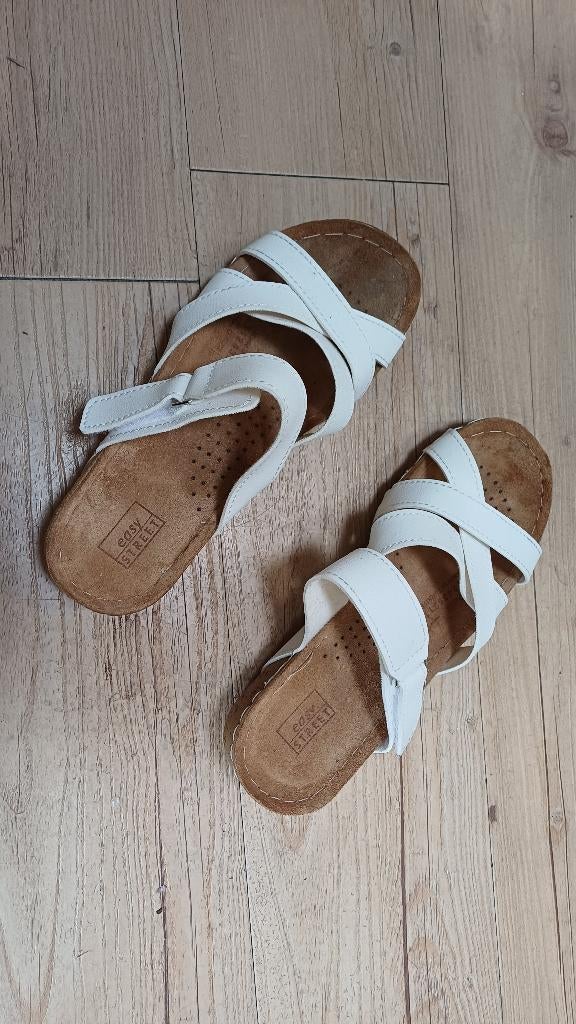 Damesslippers maat 39, Slippers, Wit, Ophalen of Verzenden, Zo goed als nieuw