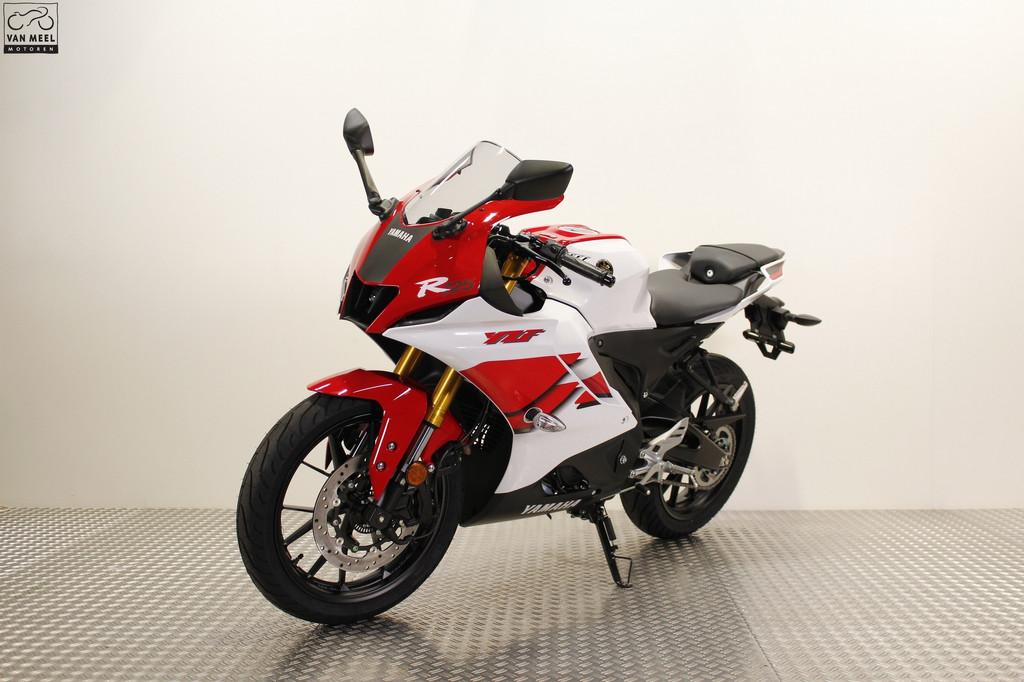 Yamaha R125 70th Anniversary (bj 2026) - foto 3