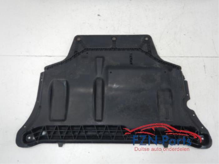 VW Passat B8 Bodemplaat Motorzijde, Auto-onderdelen, Overige Auto-onderdelen, Gebruikt, Ophalen of Verzenden