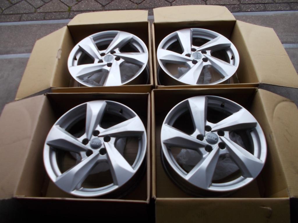 18 INCH ORIGINELE AUDI Q3 TIGUAN KODIAQ A3 GOLF CADDY VELGEN, 18 inch, Banden en Velgen, Nieuw, 235 mm