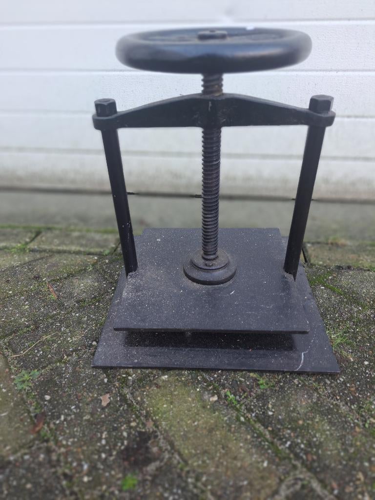 Hoge antieke Boekenpers stapelpers voor boekbinder, Antiek en Kunst, Antiek | Gereedschap en Instrumenten, Ophalen