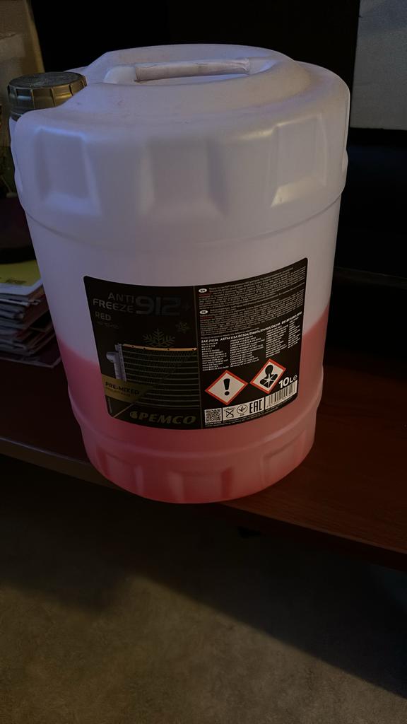 Antivries Motor Koelvloeistof - Gebruikt, Ophalen of Verzenden, Gebruikt, Universele onderdelen