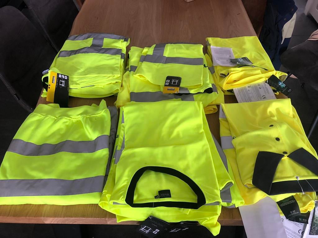 T shirts nieuw, Kleding | Heren, T-shirts, Ophalen of Verzenden, Zo goed als nieuw, Overige maten, Overige kleuren