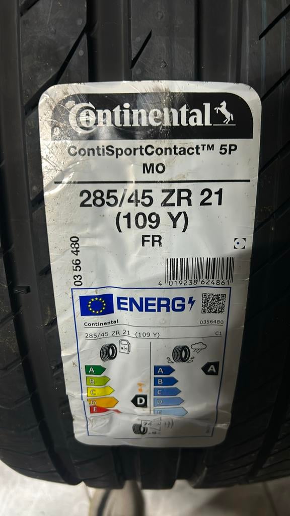 Continental contisportcontact 5P 285/45 ZR 21 (109Y), 285 mm, 21 inch, Winterbanden, Ophalen of Verzenden
