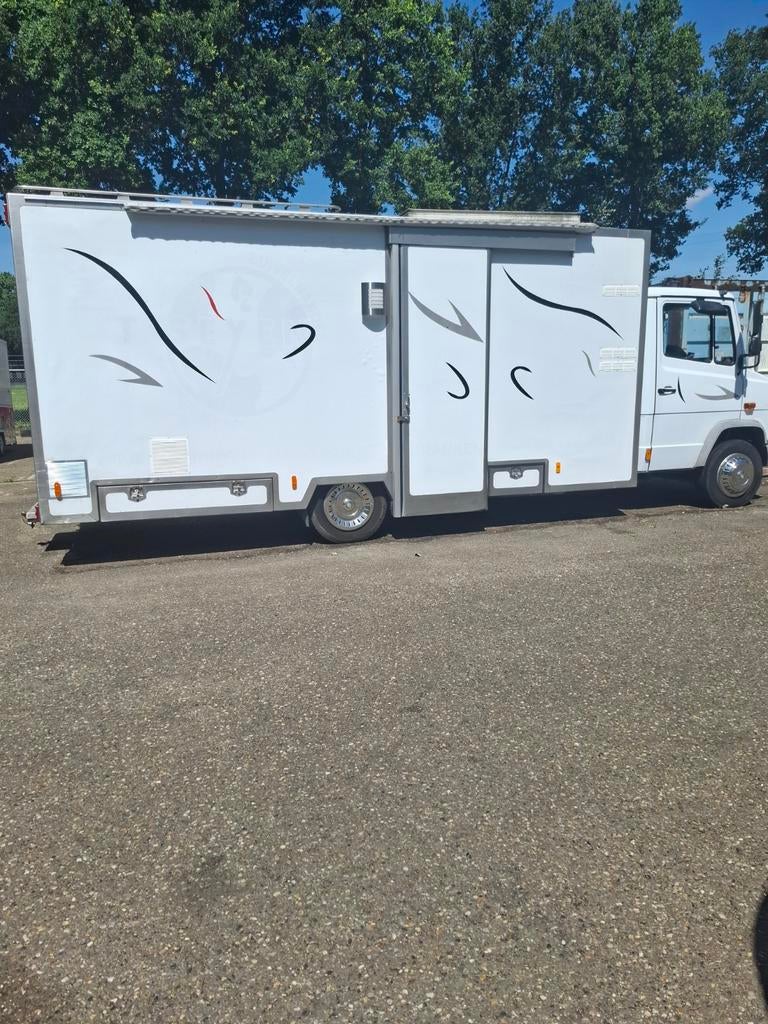 Unieke mercedes 814d vario omgebouwd als camper, Ophalen