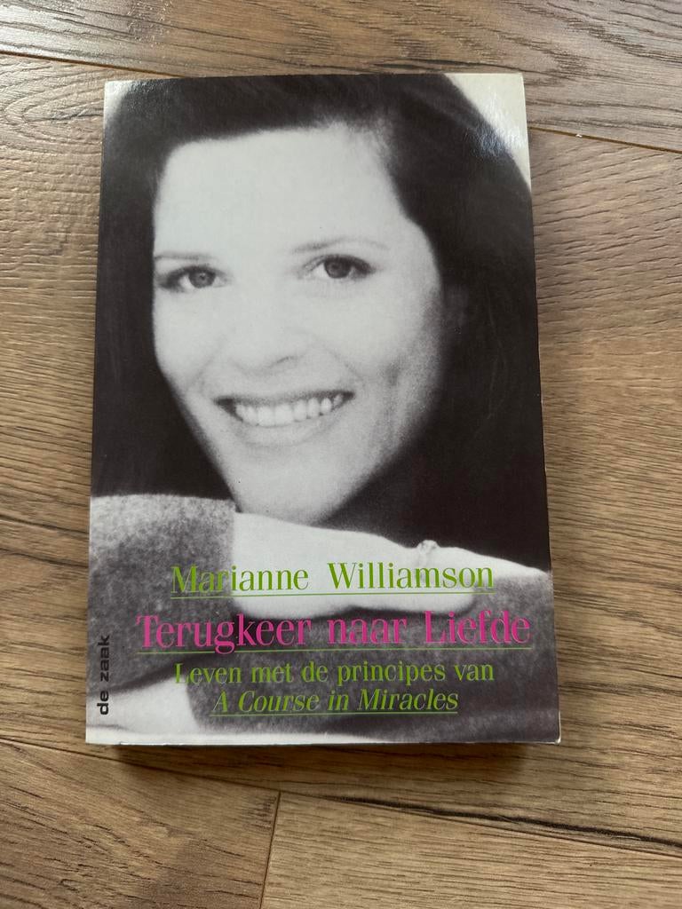 Marianne Williamson - Terugkeer naar liefde, Ophalen of Verzenden, Gelezen, Marianne Williamson